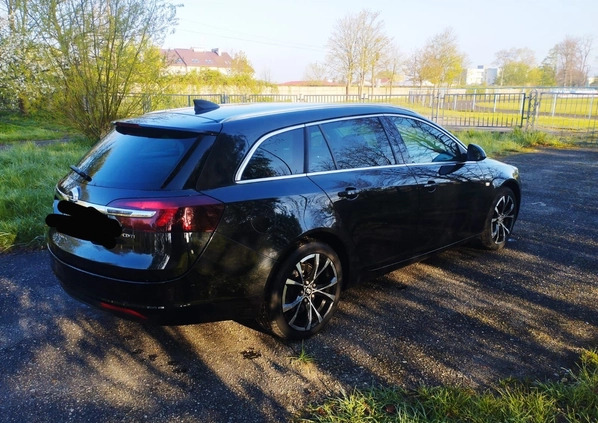 Opel Insignia cena 36900 przebieg: 219000, rok produkcji 2016 z Łazy małe 79